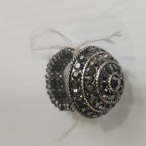 #44 Gun metal stretch ring elegant simple classic statement ring